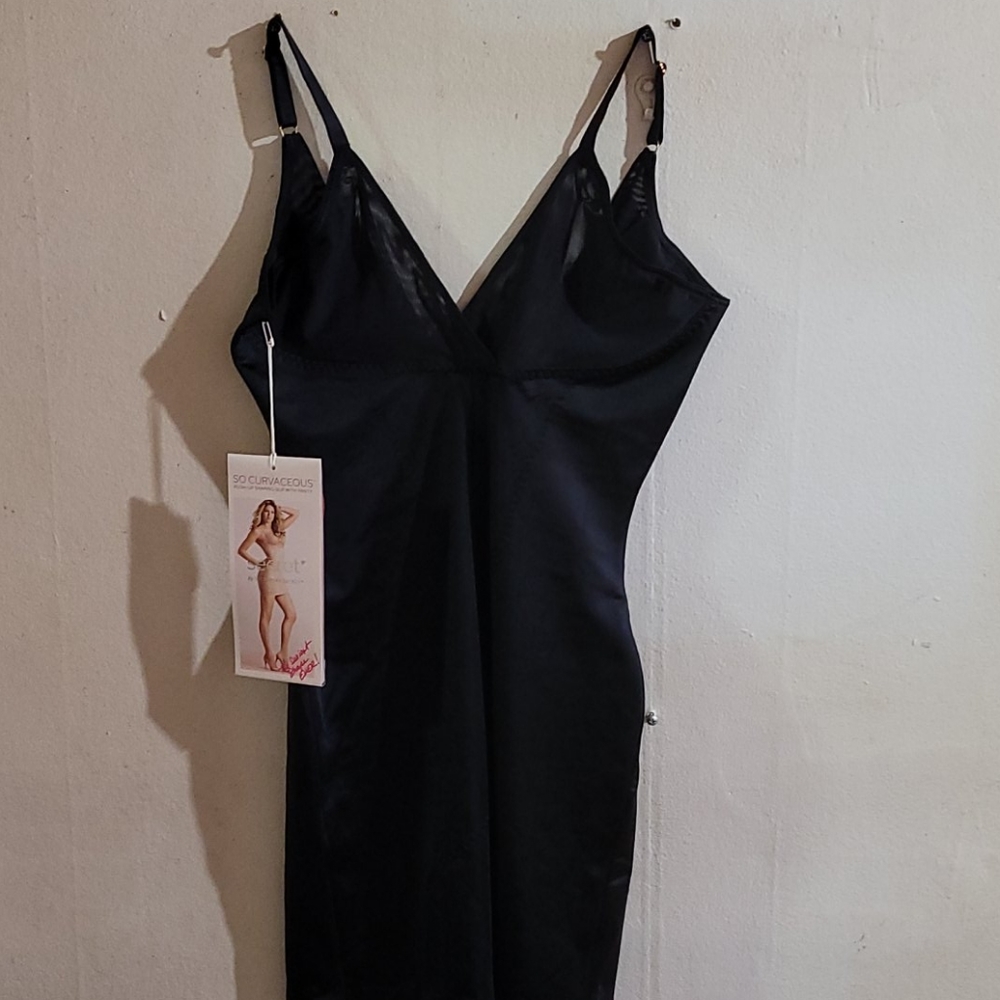 Victoria Secret shape wear
